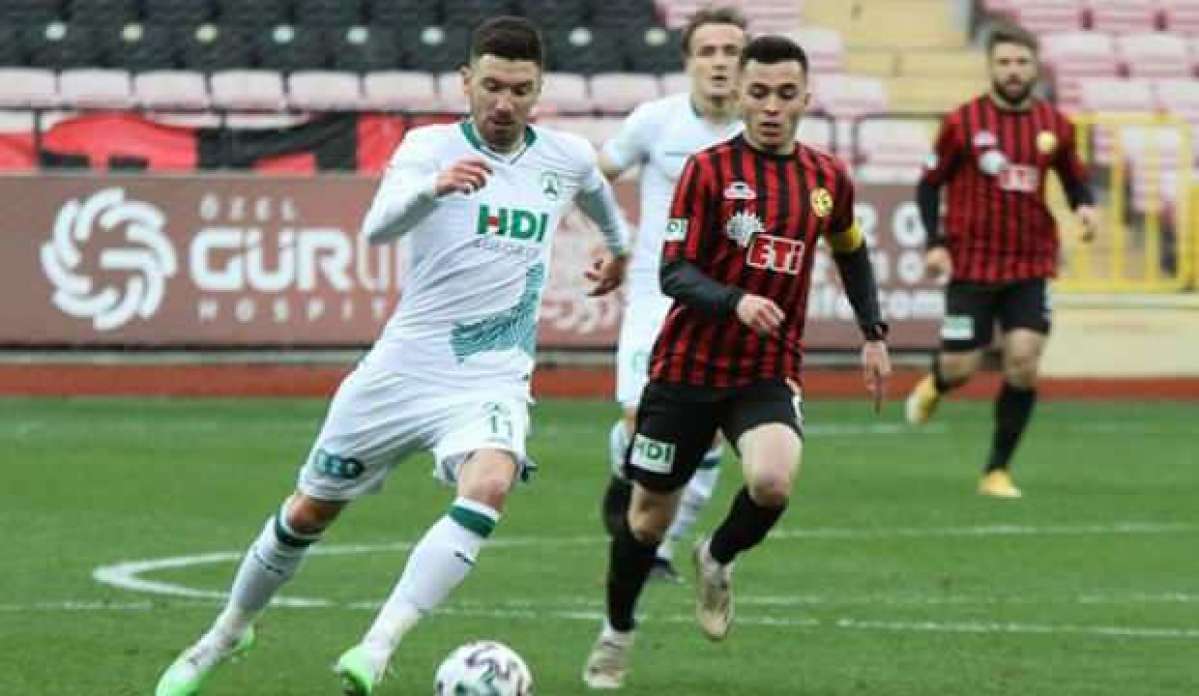 Lider Giresunspor, Eskişehirspor'u farklı geçti!