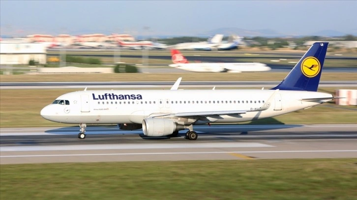 Lufthansa Grubu, 3. çeyrekte 1,1 milyar kar açıkladı