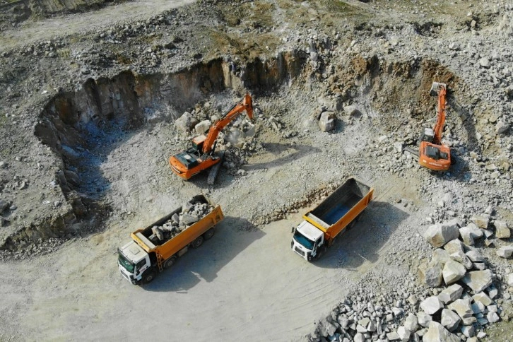 Malatya’da kalıcı konutlar için TOKİ eliyle ilk kazma vuruldu