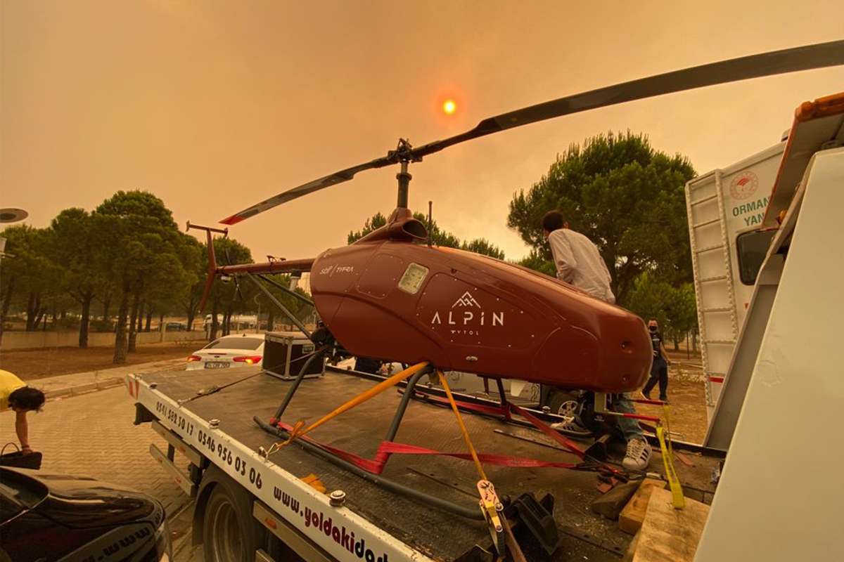 Manavgat'taki yangın insansız helikopter ile gözlenecek