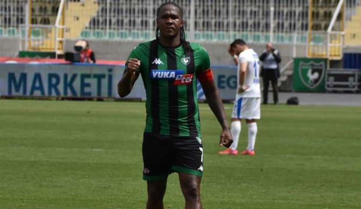 Manisa FK ve Eyüpspor, Hugo Rodallega'ya talip!