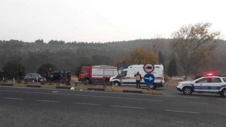 Manisa'da feci trafik kazası: 2 ölü 5 yaralı!