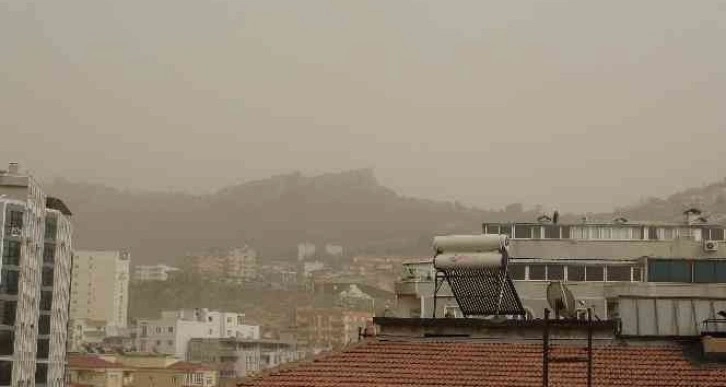 Mardin’e Mısır ve Suriye üzerinden toz taşınımı uyarısı