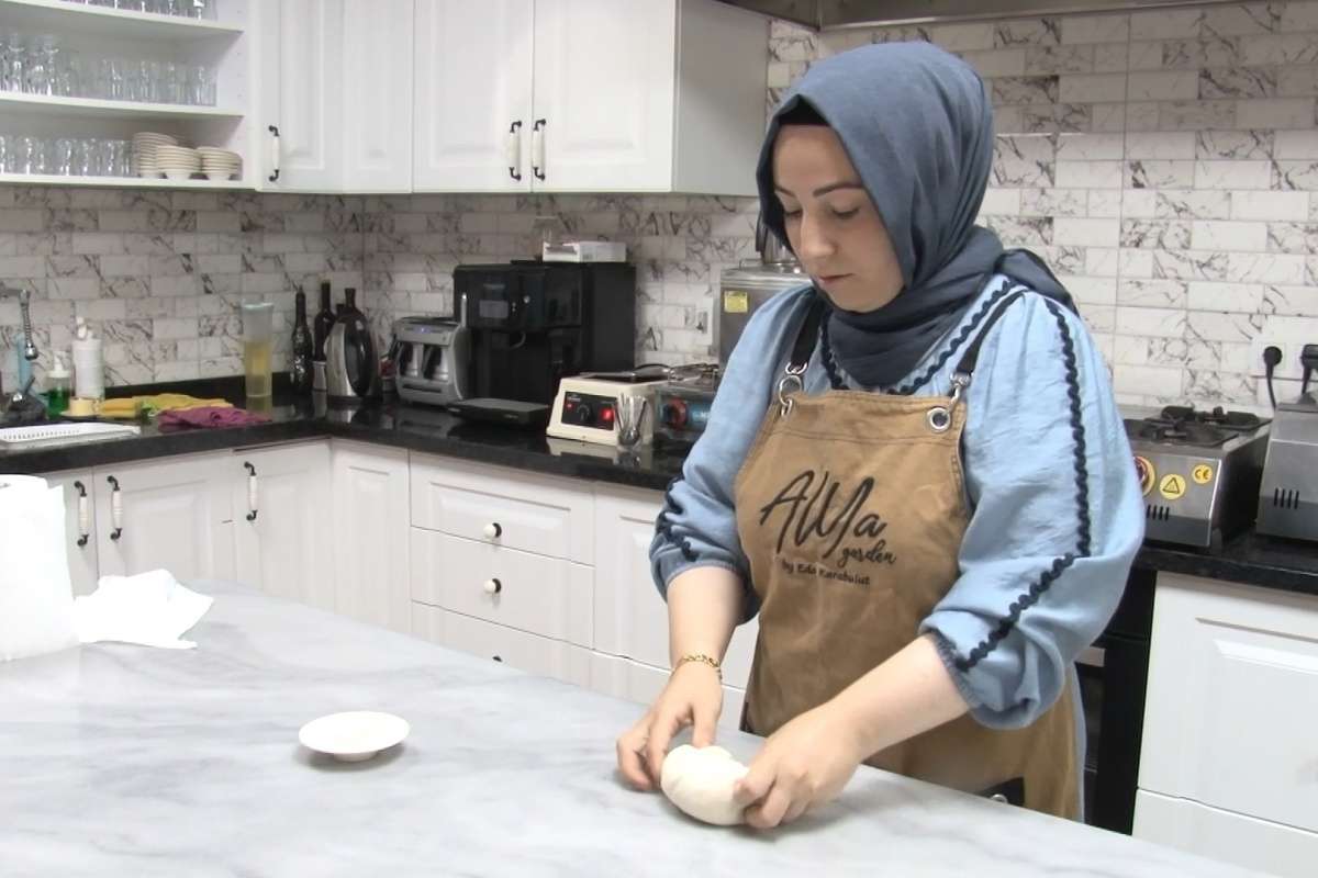 Masterchef Eda Karabulut: “Pandemide, siparişleri insanların kapılarına kadar kendim götürdüm”