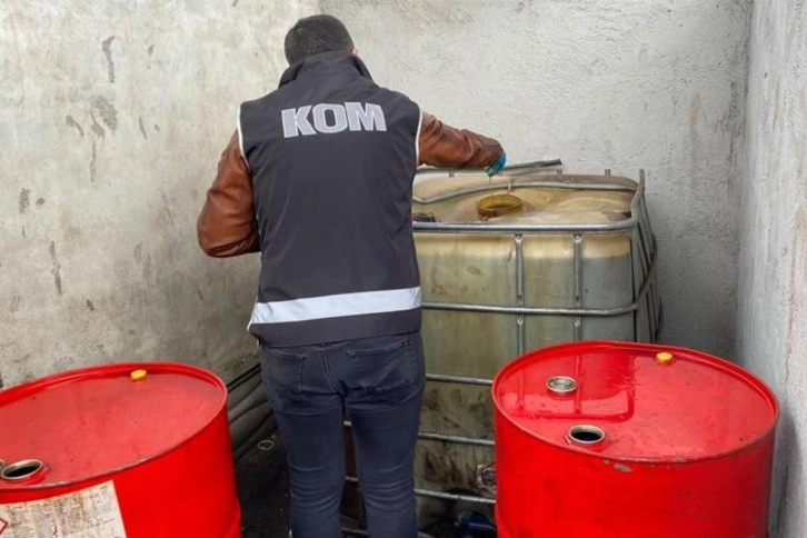 Mersin'de 4 bin 350 litre kaçak akaryakıt ele geçirildi