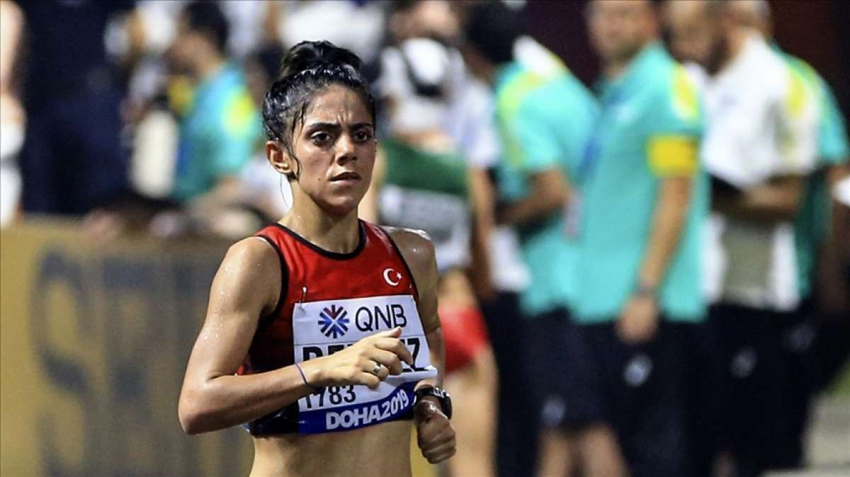 Meryem Bekmez, Avrupa 23 Yaş Altı Atletizm Şampiyonası'nda altın madalya kazandı