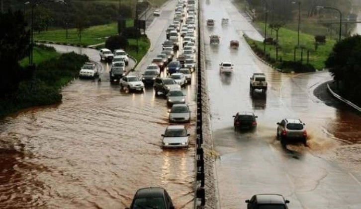 Meteoroloji'den 2 bölgeye uyarı! Sel, heyelan, çığ...