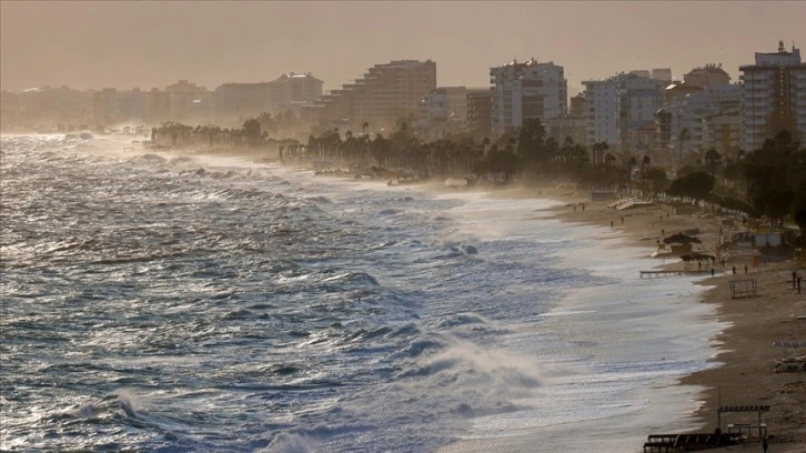 Meteorolojiden Antalya'nın doğusu için kuvvetli yağış uyarısı