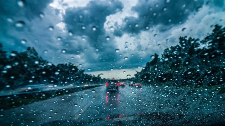 Meteorolojiden Doğu ve Güneydoğu için kuvvetli yağış uyarısı