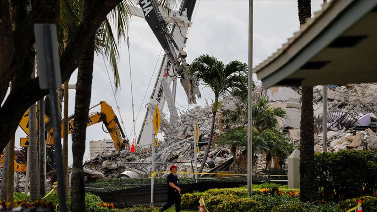 Miami'de çöken 13 katlı binada ölü sayısı 60'a yükseldi