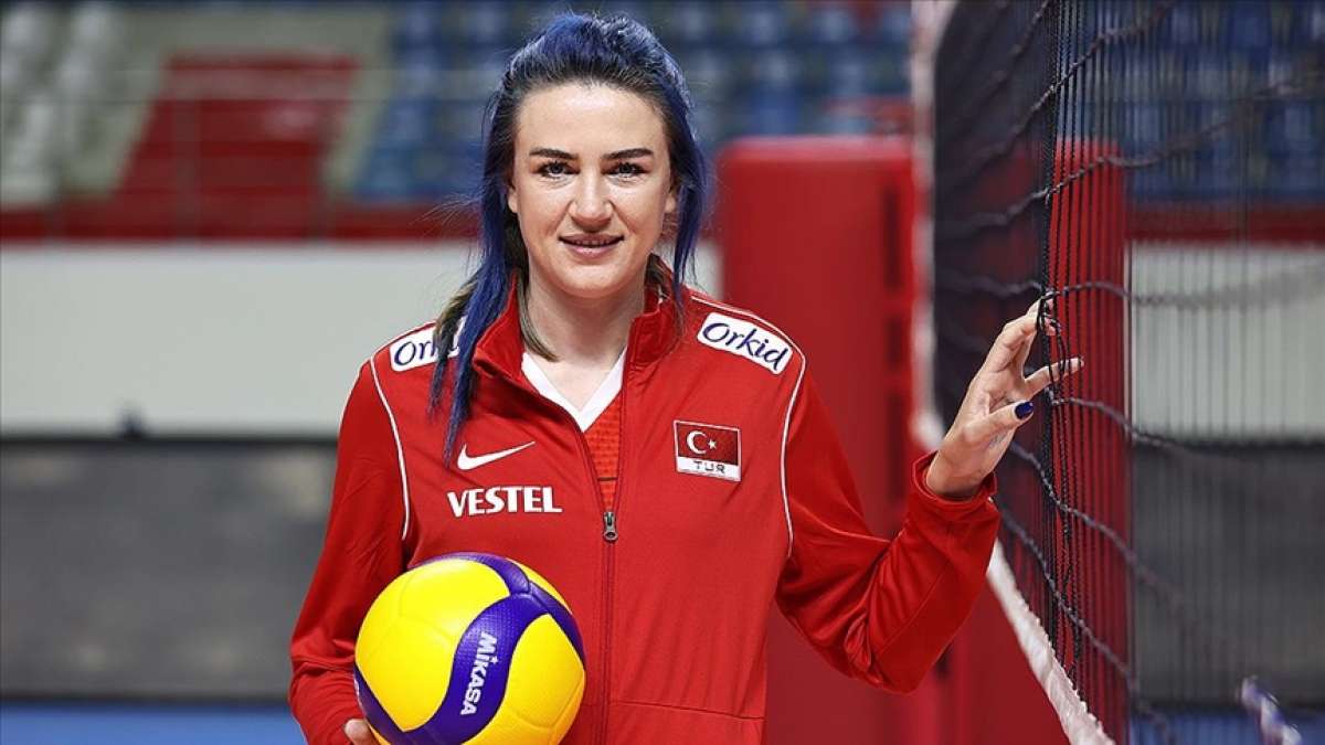 Milli voleybolcu Meryem Boz, kurduğu spor akademisiyle genç nesillere ışık tutmayı amaçlıyor