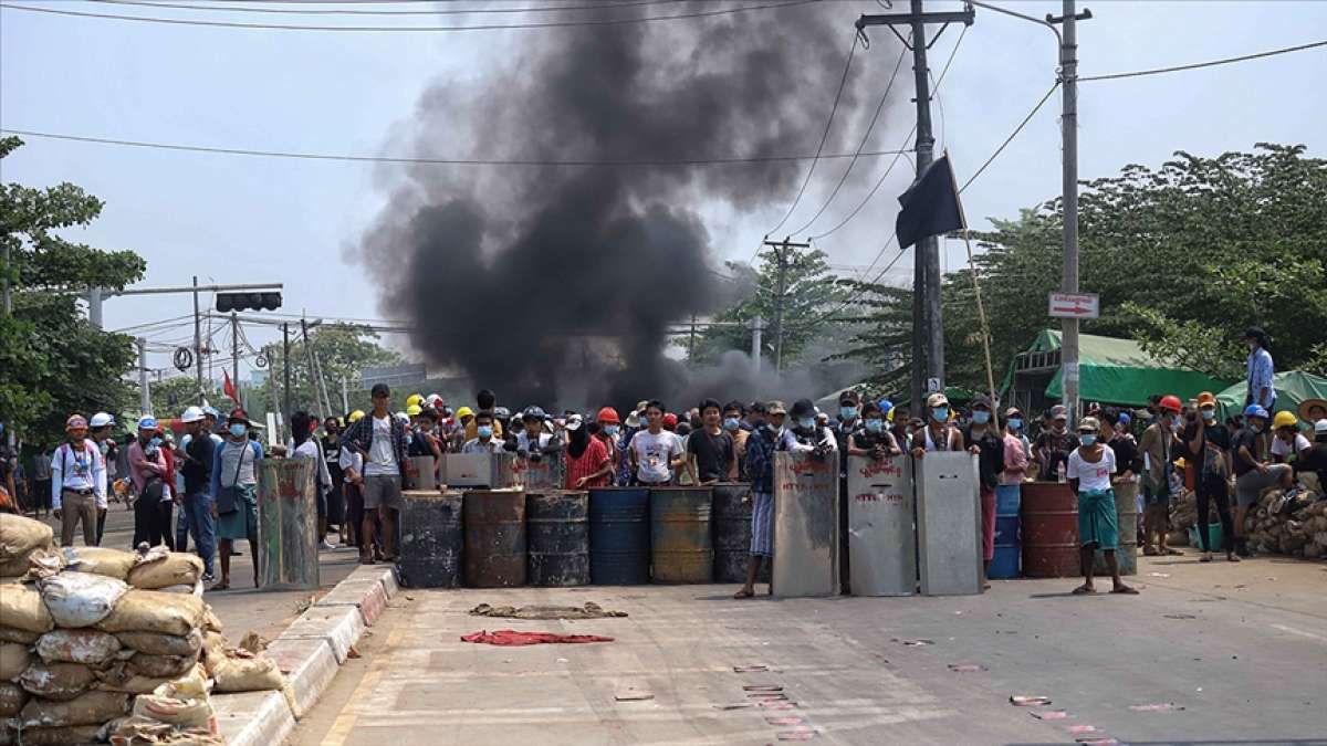 Myanmar'da darbe karşıtı siyasetçiler, protestocuları korumak için halk ordusu kurmaya hazırlan