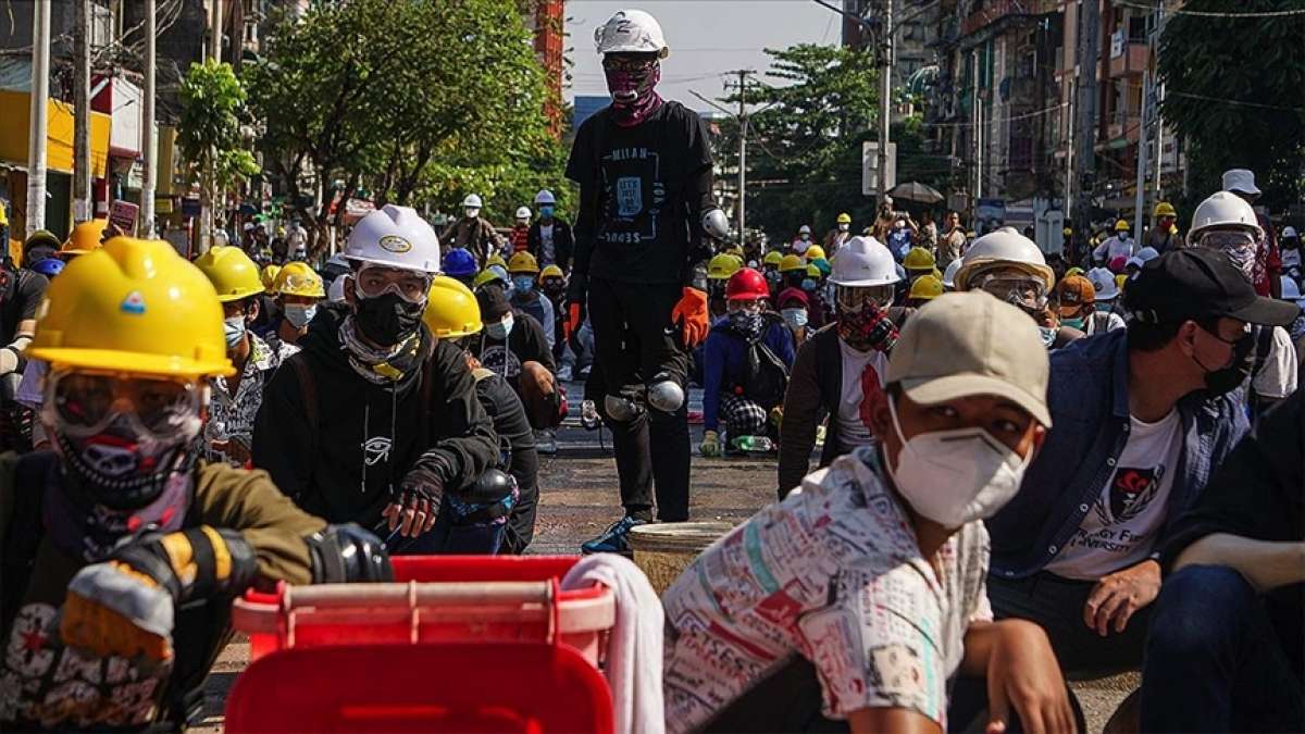 Myanmar'da protestocular BM'den 'Koruma Sorumluluğu' talep etti