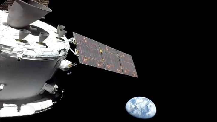 NASA'nın Orion kapsülü Ay'da yörüngesine ulaştı