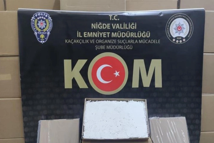 Niğde'de 4 buçuk milyon adet kaçak Makaron ele geçirildi