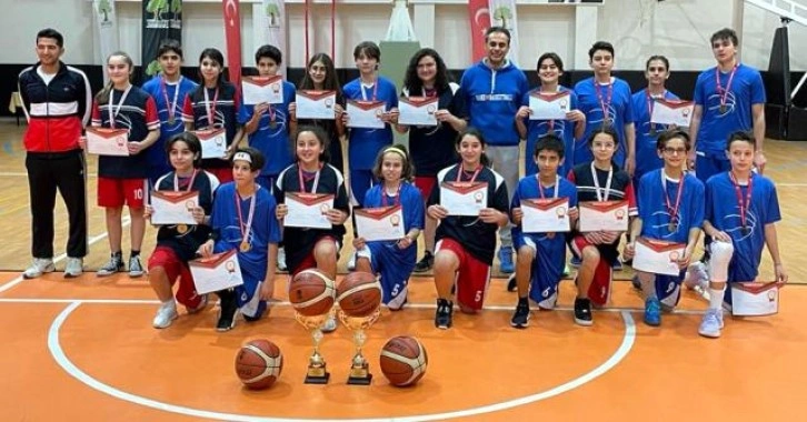 Okullar arası yıldızlar basketbol müsabakaları