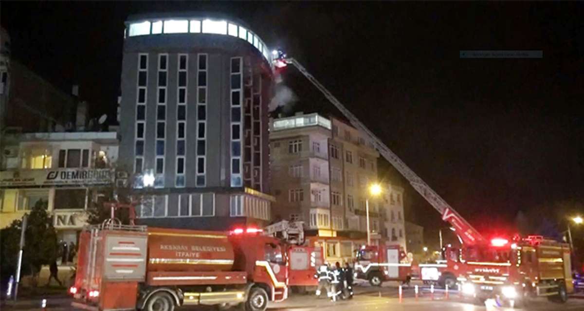 Otel odasında benzinle kendini yakarak intihar etmek istedi, hem kendini hem de oteli yaktı