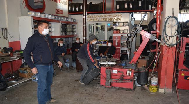 Oto lastikçilerde kış lastiği yoğunluğu