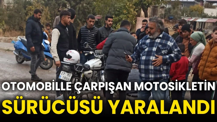 Otomobille çarpışan motosikletin sürücüsü yaralandı