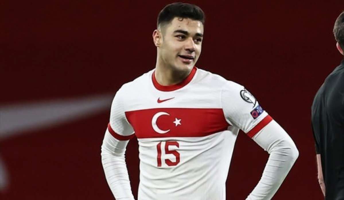 Ozan Kabak'a büyük övgü! 'Büyük bir yetenek'