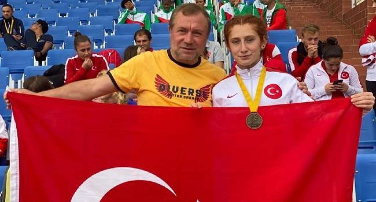 Özel sporcu Muhsine Gezer dünya şampiyonu!