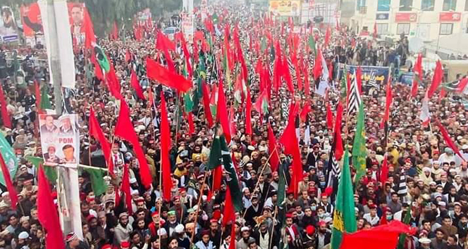 Pakistan'da muhalefetin hükümet karşıtı protestoları devam ediyor