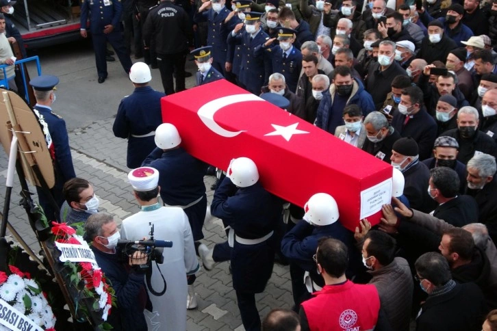 Pençe-Yıldırım Şehidi Çelik, Yozgat'ta son yolculuğuna uğurlandı