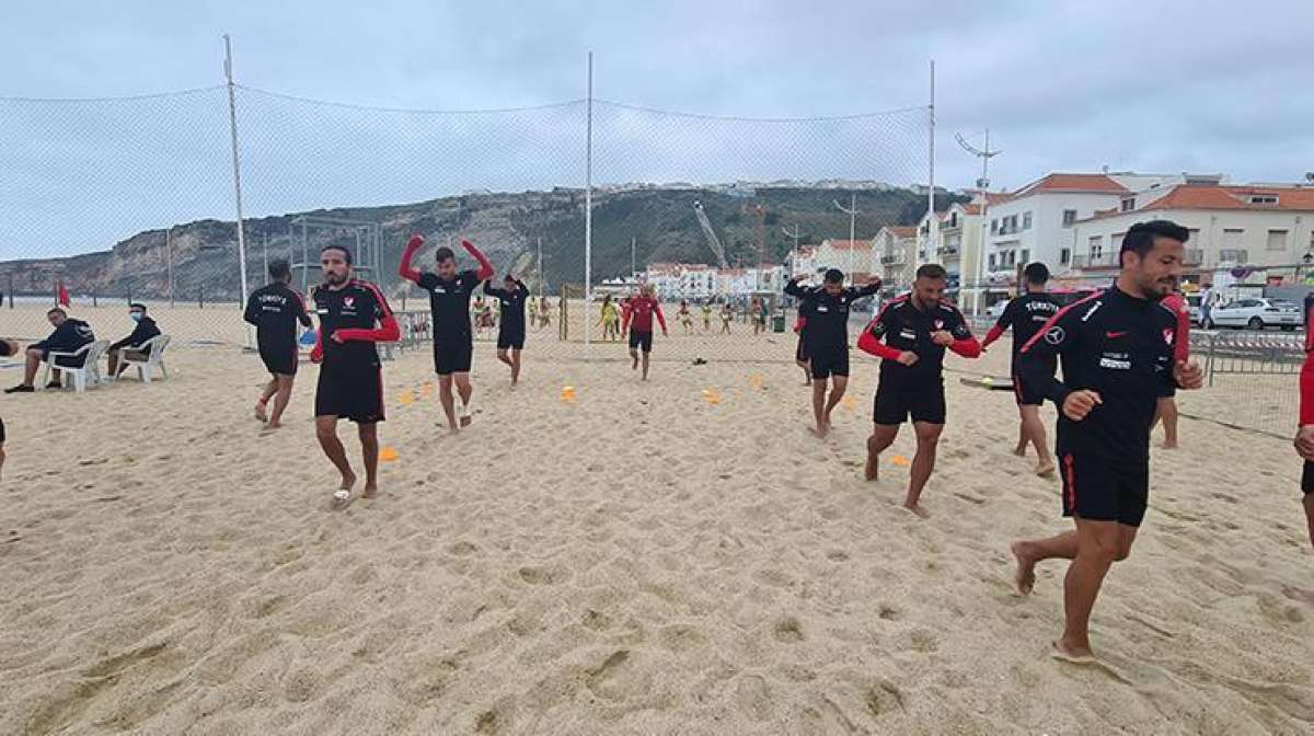 Plaj Futbolu Milli Takımı, Rusyaya yenildi