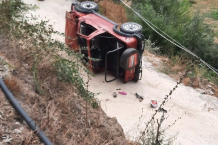 Polonyalı turistler safari cipiyle şarampole düştü: 5 yaralı