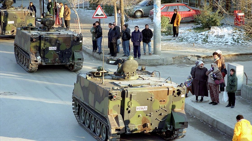 'Postmodern darbe 28 Şubat'ın izleri siliniyor