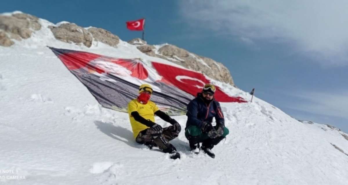 Sağlık çalışanları için tırmandılar