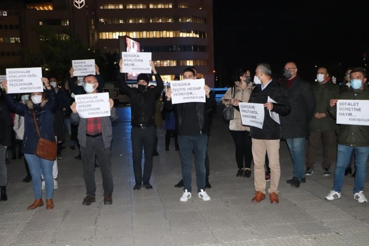 Sağlık işçileri kendi sendikalarını protesto etti