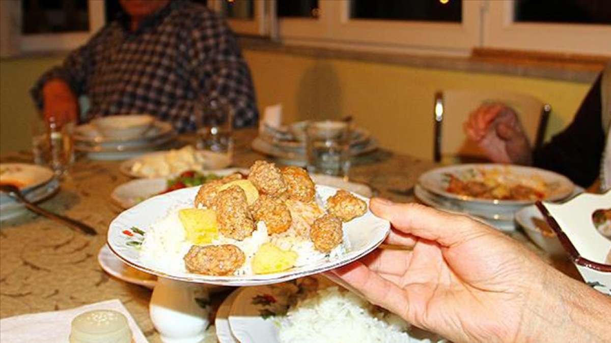 Sağlık ve şükür ayı ramazanın son iftarı Edirne'de yapılacak