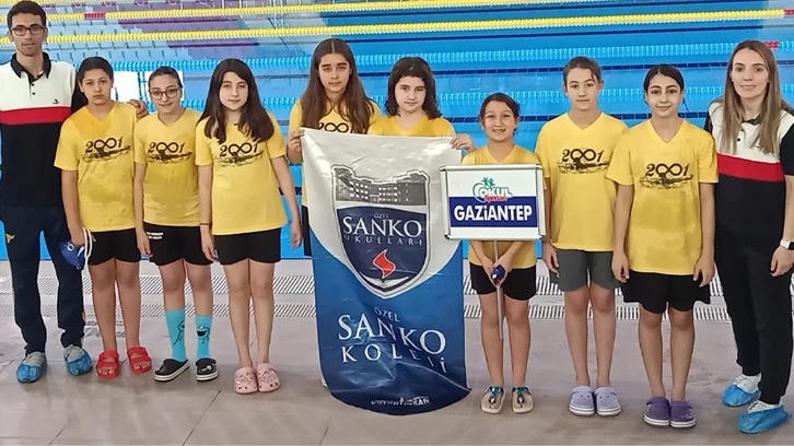 SANKO Okulları öğrencileri yüzmede 12 madalya kazandı