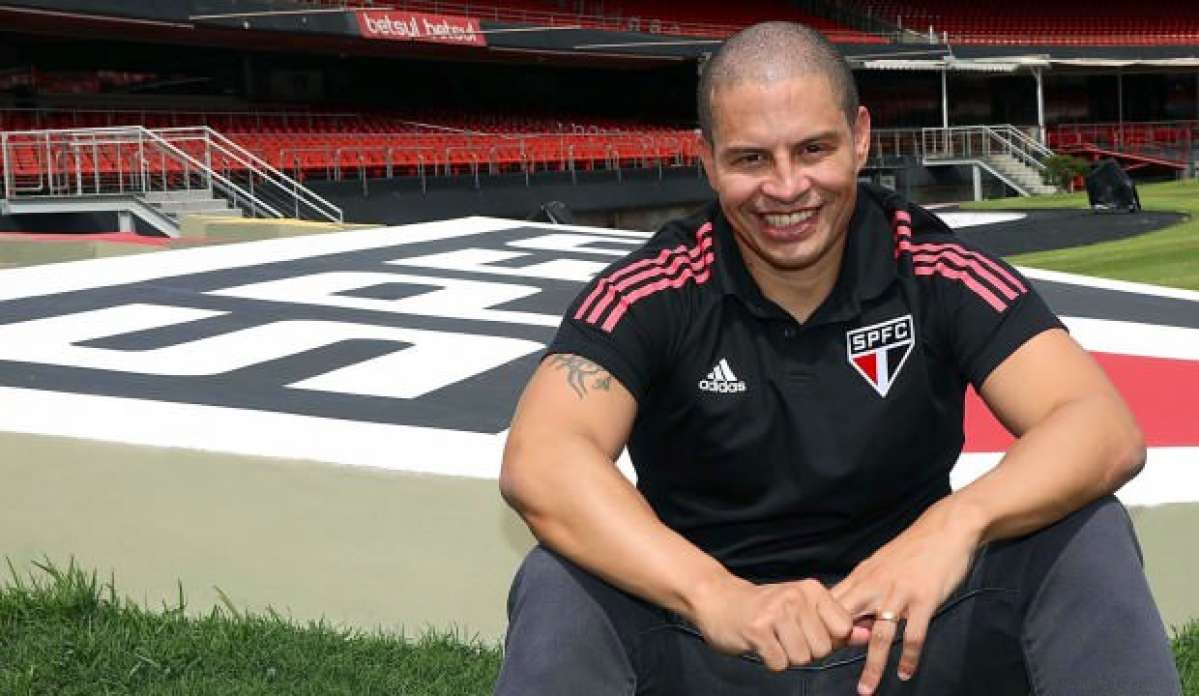 Sao Paulo'dan Türkiye'ye Alex de Souza mesajı