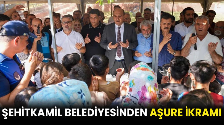 Şehitkamil Belediyesinden aşure ikramı