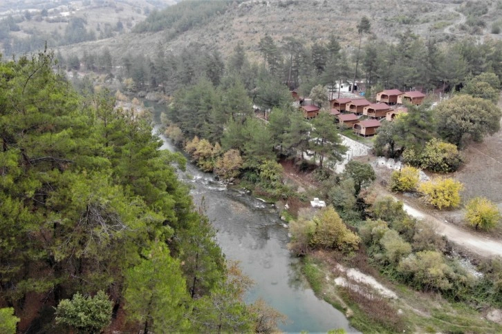 Şehrin en uzak noktasına yapılan bungalov evler dolup taşıyor