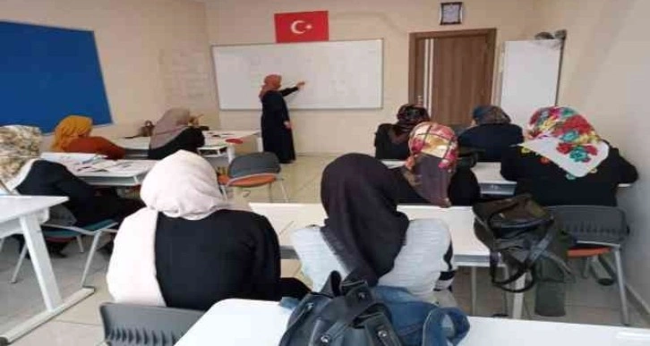 Siirt Belediyesi 73 bin 43 vatandaşa yardımda bulundu