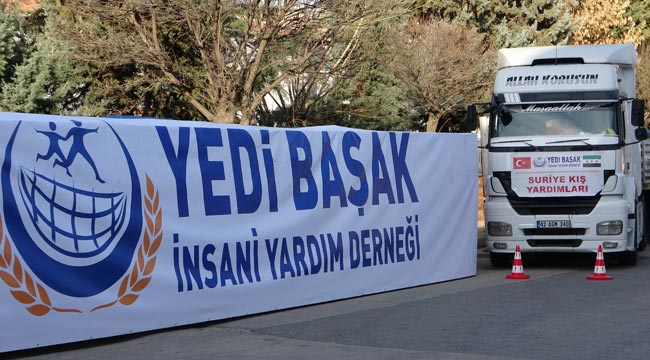 Sınır ötesine 3 tır yardım malzemesi dualarla gönderildi