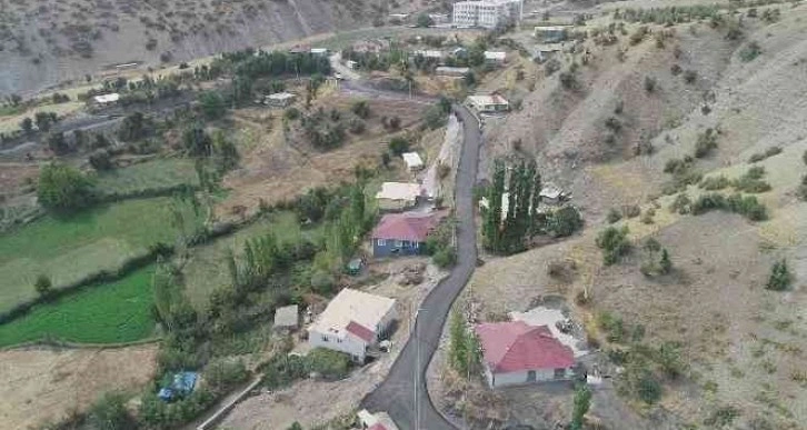 Şırnak’ta köy yolları sıcak asfaltla buluşuyor