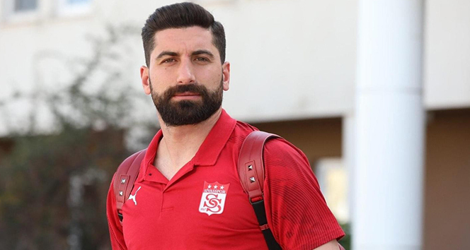 Sivasspor’da kaleci Muammer korona virüse yakalandı