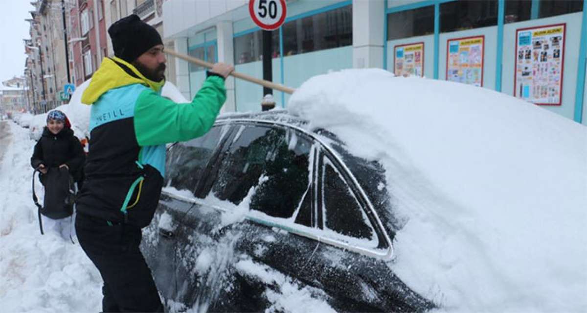 Sivas'ta 641 köy yolu ulaşıma kapandı