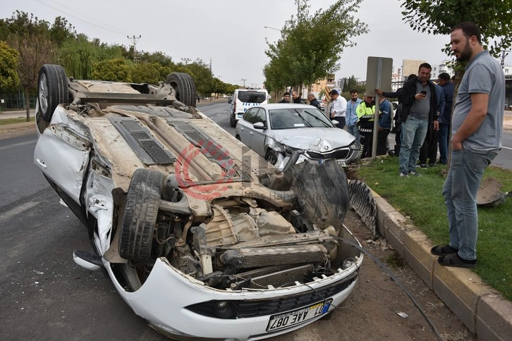 Siverek’te otomobiller çarpıştı: 1 yaralı