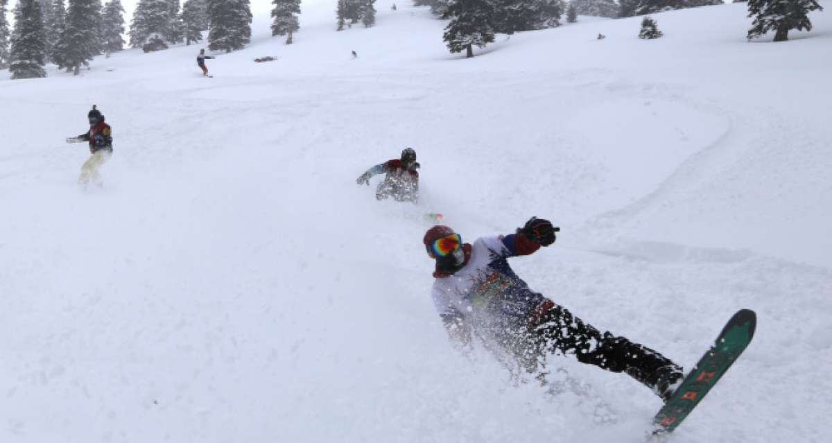 Snowboard tutkunlarının yeni gözdesi Sahara Milli Parkı