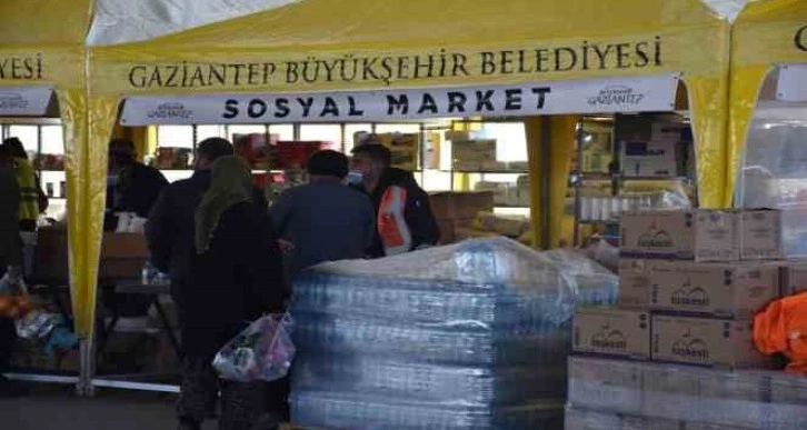 Sosyal marketler depremzedelerin ihtiyaçlarını karşılıyor