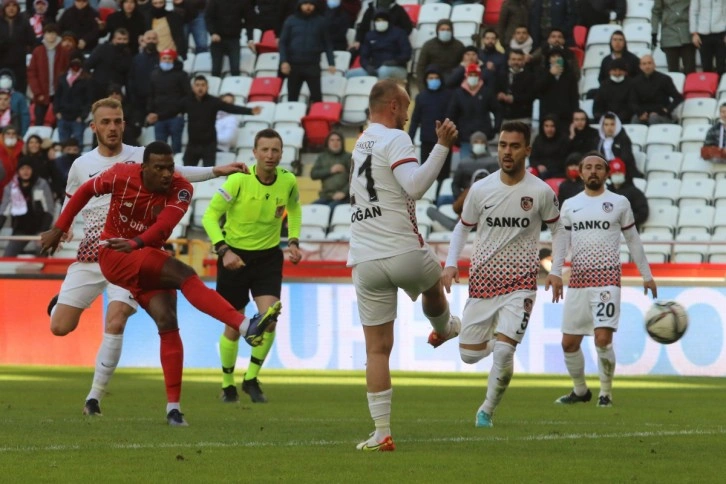 Spor Toto Süper Lig: Antalyaspor: 0 - Gaziantep FK: 0