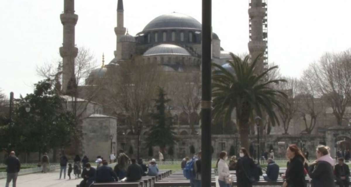 Sultanahmet çevresinde turist yoğunluğu