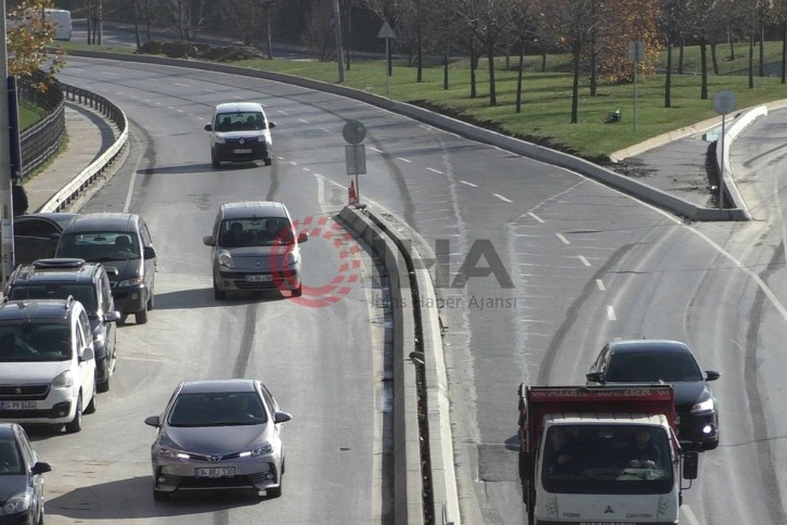 Sultangazi'de İBB'nin yanlış yol çalışması kazaları da beraberinde getirdi