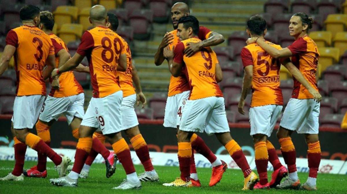 Süper Lig'de yayın gelirinden en fazla payı Galatasaray aldı