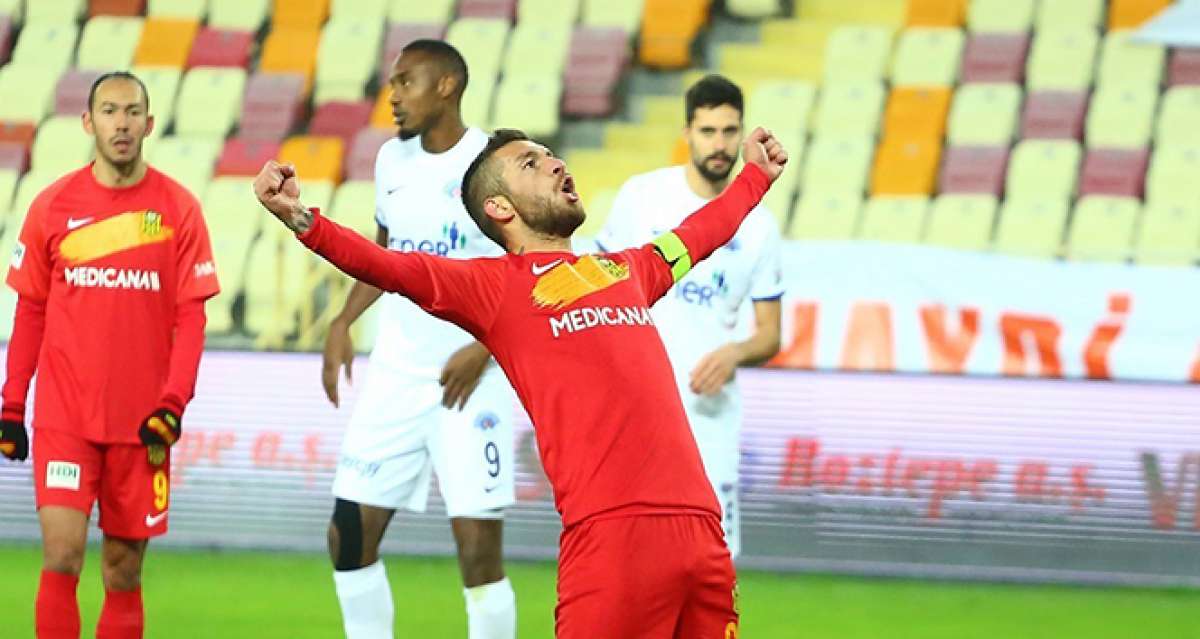 Süper Lig'in en çok gol atan yerli futbolcusu: Adem Büyük